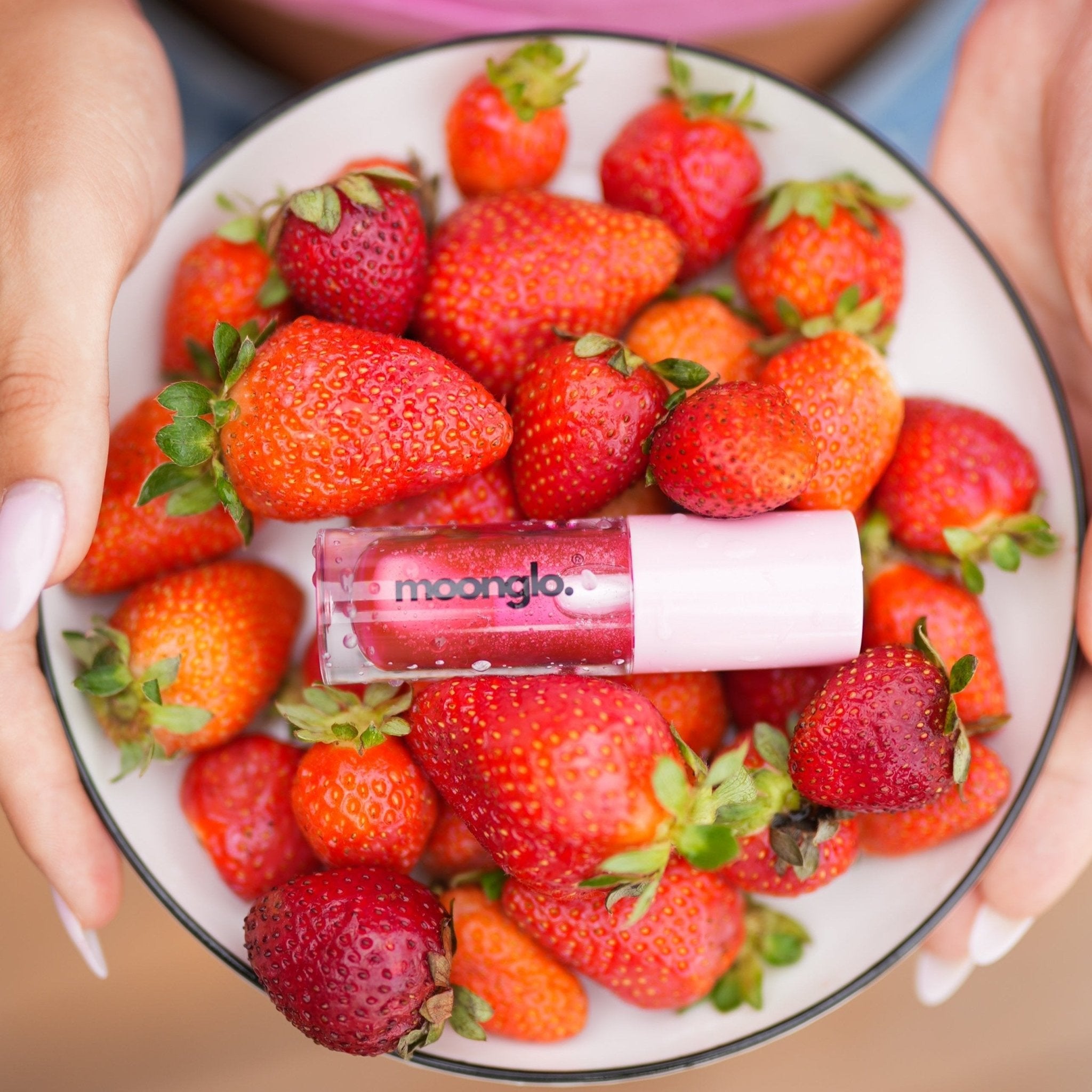 Strawberry Lip Oil - Moonglo